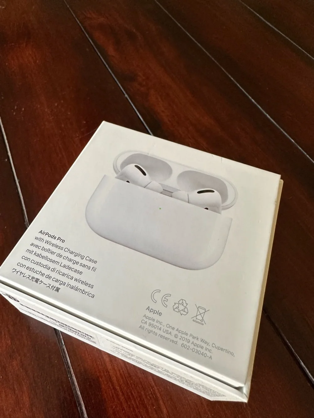 Apple AirPod Pros Earbuds
